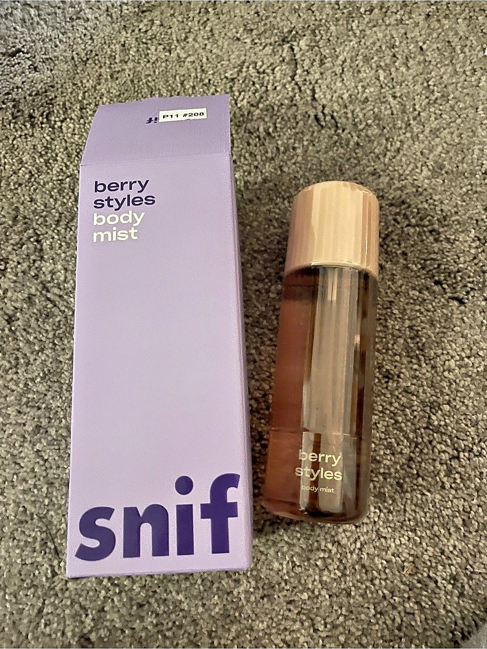 Snif Berry Styles Body Mist in Purple